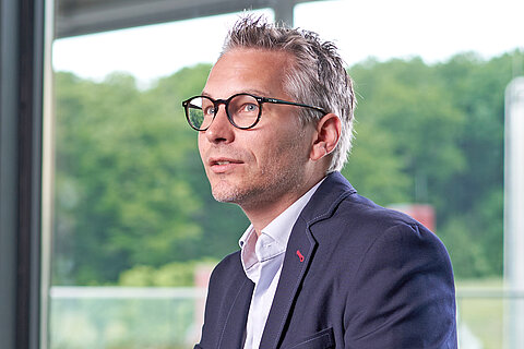 Portrait von Bastian Schäfer